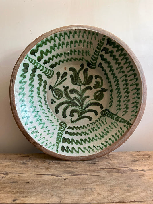 18th c. Large Spanish Green Fajalauza Lebrillo Bowl